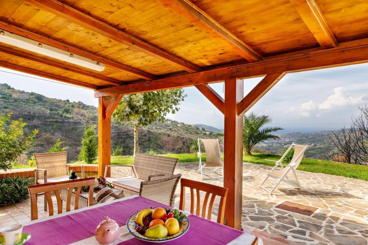 Casa Vacanza Villa Aurora Laureana Cilento Exterior foto