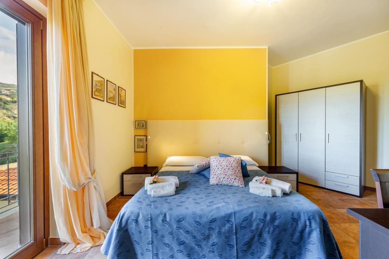 Casa Vacanza Villa Aurora Laureana Cilento Exterior foto